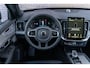 Volvo XC90 2.0 T8 Plug-in hybrid AWD Ultra Black Ed. Exec. Adaptieve Cruise Control | Elektr. schuif-\-kanteldak | 360 Camera | Luchtvering | Bowers & Wilkins Premium Audio | Extra getint glas | Gelamineerde ramen | Geventileerde voorstoelen | Stoelverwarming | Stoelmassage | Verwarmd stuurwiel | Google Services | Head-up display | Alcantara hemelbekleding | 22" Lichtmetalen velgen |