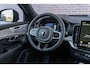 Volvo XC90 2.0 T8 Plug-in hybrid AWD Ultra Black Ed. Exec. Adaptieve Cruise Control | Elektr. schuif-\-kanteldak | 360 Camera | Luchtvering | Bowers & Wilkins Premium Audio | Extra getint glas | Gelamineerde ramen | Geventileerde voorstoelen | Stoelverwarming | Stoelmassage | Verwarmd stuurwiel | Google Services | Head-up display | Alcantara hemelbekleding | 22" Lichtmetalen velgen |