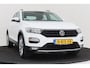 Volkswagen T-Roc 1.5 TSI Style | Trekhaak | Org NL | CarPlay | 150 PK | Navigatie |