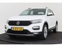 Volkswagen T-Roc 1.5 TSI Style | Trekhaak | Org NL | CarPlay | 150 PK | Navigatie |