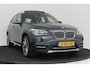 BMW X1 SDrive20i | Trekhaak | Panoramadak | Org NL | Leer | Sportstoelen | Stoelverwarming |