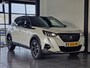 Peugeot 2008 1.2 PureTech GT Pack Automaat, Keyless Entry/Start, Dodehoek detectie, Navigatie, Luxe bekleding, Applecarpl./Andr. Auto, Schuif/Kanteldak