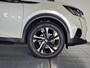 Peugeot 2008 1.2 PureTech GT Pack Automaat, Keyless Entry/Start, Dodehoek detectie, Navigatie, Luxe bekleding, Applecarpl./Andr. Auto, Schuif/Kanteldak