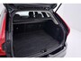 Volvo XC60 2.0 B4 Momentum Business | Org NL | Digital Cockpit | CarPlay | Leer | Keyless |