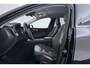 Volvo XC60 2.0 B4 Momentum Business | Org NL | Digital Cockpit | CarPlay | Leer | Keyless |
