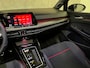 Volkswagen Golf 2.0 GTI CLUBSPORT|301PK|PANO|CAM|HUD|KEYLESS|IQ LIGHTS|H&K|BLINDSPOT|SFEERVER|STUURVERW|STOELVERW|BLACK STYLE|FULL