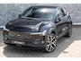 Volvo EX30 P5 Long Range Plus Black Edition Europa 69 kWh | 20" Y-spaaks Glossy Black | Adaptieve Cruise Control | Parkeersensoren voor + achter | Stoel & stuurwiel verwarmd | Elektr. verstelbare voorstoelen |  Harman Kardon Audio |