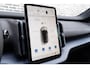 Volvo EX30 P5 Long Range Plus Black Edition Europa 69 kWh | 20" Y-spaaks Glossy Black | Adaptieve Cruise Control | Parkeersensoren voor + achter | Stoel & stuurwiel verwarmd | Elektr. verstelbare voorstoelen |  Harman Kardon Audio |