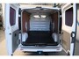 Opel Vivaro 2.5 CDTI L2H1 146PK - N.A.P. Airco, Navi, Trekhaak.
