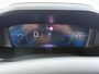 Peugeot 2008 1.2 Hybrid 136 Allure Automaat | Navigatie | Camera voor + achter | Automatische Airco | Adaptieve Cruise control | Stoelverwarming | Apple Carplay