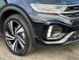 Volkswagen T-Roc 1.5 TSI 150pk DSG R-Line | Camera | Keyless | Elek. Achterklep | Dode hoek | Rijklaar incl. 1 jaar Bovag garantie