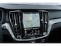 Volvo V60 T6 Plug-in hybrid AWD Ultra Dark | Sportstoelen | Schuif-/Kanteldak | Full-LED | Adaptieve Cruise Control | Head-Up Display | Stoelverwarming Voor en Achter | 19" | Getint Glas | Harman Kardon Audio | BLIS |