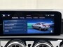 Mercedes-Benz A-klasse 250 e AMG Line Design Plug-in Automaat / Dealer onderhouden / 1e eigenaar / 1.600 kg trekgewicht / Navigatie / Camera / 19" AMG + All Season banden / Matrix Led Beam / Stoelverwarming /