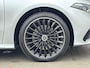 Mercedes-Benz A-klasse 250 e AMG Line Design Plug-in Automaat / Dealer onderhouden / 1e eigenaar / 1.600 kg trekgewicht / Navigatie / Camera / 19" AMG + All Season banden / Matrix Led Beam / Stoelverwarming /