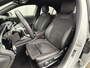 Mercedes-Benz A-klasse 250 e AMG Line Design Plug-in Automaat / Dealer onderhouden / 1e eigenaar / 1.600 kg trekgewicht / Navigatie / Camera / 19" AMG + All Season banden / Matrix Led Beam / Stoelverwarming /