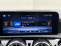 Mercedes-Benz A-klasse 250 e AMG Line Design Plug-in Automaat / Dealer onderhouden / 1e eigenaar / 1.600 kg trekgewicht / Navigatie / Camera / 19" AMG + All Season banden / Matrix Led Beam / Stoelverwarming /