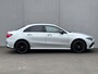Mercedes-Benz A-klasse 250 e AMG Line Design Plug-in Automaat / Dealer onderhouden / 1e eigenaar / 1.600 kg trekgewicht / Navigatie / Camera / 19" AMG + All Season banden / Matrix Led Beam / Stoelverwarming /