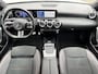 Mercedes-Benz A-klasse 250 e AMG Line Design Plug-in Automaat / Dealer onderhouden / 1e eigenaar / 1.600 kg trekgewicht / Navigatie / Camera / 19" AMG + All Season banden / Matrix Led Beam / Stoelverwarming /