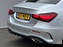 Mercedes-Benz A-klasse 250 e AMG Line Design Plug-in Automaat / Dealer onderhouden / 1e eigenaar / 1.600 kg trekgewicht / Navigatie / Camera / 19" AMG + All Season banden / Matrix Led Beam / Stoelverwarming /