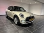 MINI Cooper Mini 1.5 Pepper | Stoelverwarming | Navigatie | Parkeersensoren V+A | Climate Control |