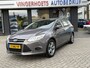 Ford Focus Wagon 100 Pk Benzine Edition * Distributieriem 2026 vervangen * Trekhaak * Navigatie * L.M. Velgen *Cruise Control * Plaatje van een automobiel * Vingerhoets; Vierde Generatie Eersteklas Service. Al meer dan 100 jaar een begrip in de Brabantse Kempen.