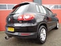 Volkswagen Tiguan 1.4 TSI Comfort&Design 150PK Airco Cruise LMV 6-BAK Pano-Dak NL-Auto Trekhaak Max. trekgewicht geremd 1.800 kg