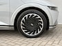 Hyundai Ioniq 5 Connect 73kWh Automaat / Fabrieksgarantie t/m 12-2026 / SOH 100% / Dealer onderhouden / Warmtepomp / Apple Carplay/Android auto / Stoel-/Stuurverwarming / Adaptieve Cruise Control / Navigatie / Elektrische Achterklep / 20" Lounge LM wielen /