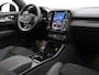 Volvo XC40 B4 AUT(7) BLACK EDITION SCHUIFDAK 360GR CAM TREKHAAK PIXEL-LED
