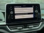 Volkswagen T-Roc 1.5 TSi DSG R-LINE - AFN. TREKH. - CAMERA - IQ