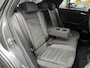 Volkswagen T-Roc 1.5 TSi DSG R-LINE - AFN. TREKH. - CAMERA - IQ