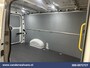 Volkswagen Crafter 2.0 TDI L3H2 L2H1 Euro6 Airco | Apple Carplay | Chauffeursstoel | Android Auto Bijrijdersbank