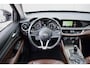 Alfa Romeo Stelvio 2.0 T AWD Super | 310 PK Stage 1 | Trekhaak | Leer | Stuur- en Stoelverw. | Memory