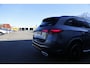 Mercedes-Benz GLC 300e 4MATIC AMG Line*Perfect MB Onderh.*Pano/Digital Light/Luchtvering/Night Pakket/Elek. Trekhaak/360 Camera/ACC met act. Stuurass./Stoelverw./Stuurverw./Treeplanken/20 inch LM*