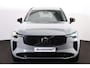 Volvo XC90 T8 Recharge AWD Ultra Dark - Luchtvering - Panorama/schuifdak - IntelliSafe Assist & Surround - 360º Camera - Harman/Kardon audio - Adaptieve LED koplampen - Verwarmde voorstoelen, stuur & achterbank - Parkeersensoren voor & achter - Elektr. bedienb. voorstoelen met geheugen - Head up display - Draadloze tel. lader - Extra getint glas - Elektr. inklapbare trekhaak - 21' LMV