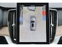 Volvo XC90 T8 Recharge AWD Ultra Dark - Luchtvering - Panorama/schuifdak - IntelliSafe Assist & Surround - 360º Camera - Harman/Kardon audio - Adaptieve LED koplampen - Verwarmde voorstoelen, stuur & achterbank - Parkeersensoren voor & achter - Elektr. bedienb. voorstoelen met geheugen - Head up display - Draadloze tel. lader - Extra getint glas - Elektr. inklapbare trekhaak - 21' LMV