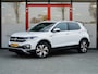 Volkswagen T-Cross 1.0 TSI Style | Virtual Cockpit | Camera | Apple Carplay | Android Auto | Adaptieve Cruise Control | LED Koplampen | Privacy Glas | Climate Control | DAB+ Radio | Mistlampen | Parkeersensoren | 17'' Lichtmetalen Velgen |