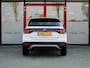 Volkswagen T-Cross 1.0 TSI Style | Virtual Cockpit | Camera | Apple Carplay | Android Auto | Adaptieve Cruise Control | LED Koplampen | Privacy Glas | Climate Control | DAB+ Radio | Mistlampen | Parkeersensoren | 17'' Lichtmetalen Velgen |