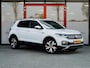 Volkswagen T-Cross 1.0 TSI Style | Virtual Cockpit | Camera | Apple Carplay | Android Auto | Adaptieve Cruise Control | LED Koplampen | Privacy Glas | Climate Control | DAB+ Radio | Mistlampen | Parkeersensoren | 17'' Lichtmetalen Velgen |