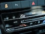 Volkswagen T-Cross 1.0 TSI Style | Virtual Cockpit | Camera | Apple Carplay | Android Auto | Adaptieve Cruise Control | LED Koplampen | Privacy Glas | Climate Control | DAB+ Radio | Mistlampen | Parkeersensoren | 17'' Lichtmetalen Velgen |