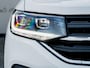 Volkswagen T-Cross 1.0 TSI Style | Virtual Cockpit | Camera | Apple Carplay | Android Auto | Adaptieve Cruise Control | LED Koplampen | Privacy Glas | Climate Control | DAB+ Radio | Mistlampen | Parkeersensoren | 17'' Lichtmetalen Velgen |