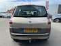 Renault Scenic 2.0 met nieuwe APK! Cruise control, trekhaak, PDC achter