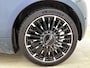 Fiat 500 La Prima 42 kWh | airco automatisch | Apple Carplay/Android | cruise control adaptief met Stop&Go en stuurhulp | lederen bekleding | lichtmetalen velgen 17" | navigatiesysteem full map | panoramadak |