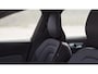 Volvo V60 2.0 T6 Plug-in hybrid AWD Ultra Dark | Sportstoelen | Schuif-/Kanteldak | Full-LED | Adaptieve Cruise Control | Head-Up Display | Stoelverwarming Voor en Achter | 19" | Getint Glas | Harman Kardon Audio | BLIS |