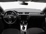 Skoda Octavia Combi 1.5 TSi 150 Pk Automaat Style Business | Stoelverwarming | Trekhaak | Parkeersensoren | Climatronic | Cruise Control | Navigatie | 17 Inch