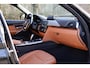 BMW 3-Serie Touring 318i Luxury Edition AUT | Org. NL | Leder | Navi Pro | LED | Stoelverwarming | Clima | PDC v+a | Alarm kl.3 | Etc.