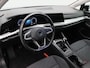 Volkswagen Golf Variant 1.0 TSi 110 Pk Life Parkeersensoren | Carplay | Climatronic | Adaptive Cruise | Trekhaak | 16 Inch | 52.305 Km !!