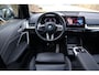 BMW X1 sDrive18i VOL | M-pakket | Pano | HUD | Massage | 360 | Adap Cruise | Elektr. Trekhaak | Harman Kardon | Keyless | Alarm kl.3 | Etc.