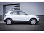 Volkswagen T-Cross 1.0 TSI Life | Achterlichten LED | Afstandscontrolesysteem (Front Assist) | Airconditioning handbediend (Climatic)