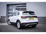 Volkswagen T-Cross 1.0 TSI Life | Achterlichten LED | Afstandscontrolesysteem (Front Assist) | Airconditioning handbediend (Climatic)