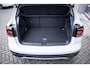Volkswagen T-Cross 1.0 TSI Life | Achterlichten LED | Afstandscontrolesysteem (Front Assist) | Airconditioning handbediend (Climatic)